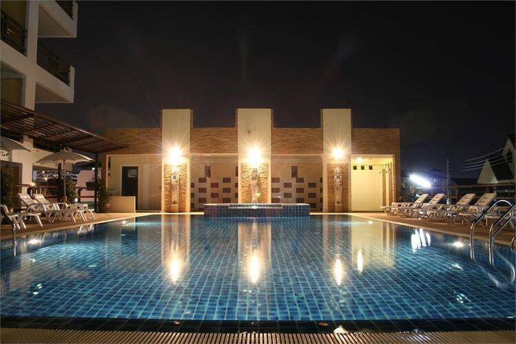 Golden Sea Pattaya