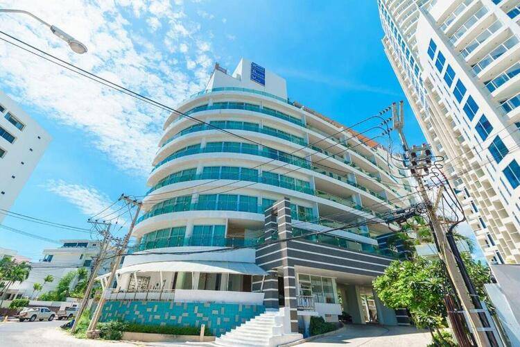 Royal Beach View Hotel