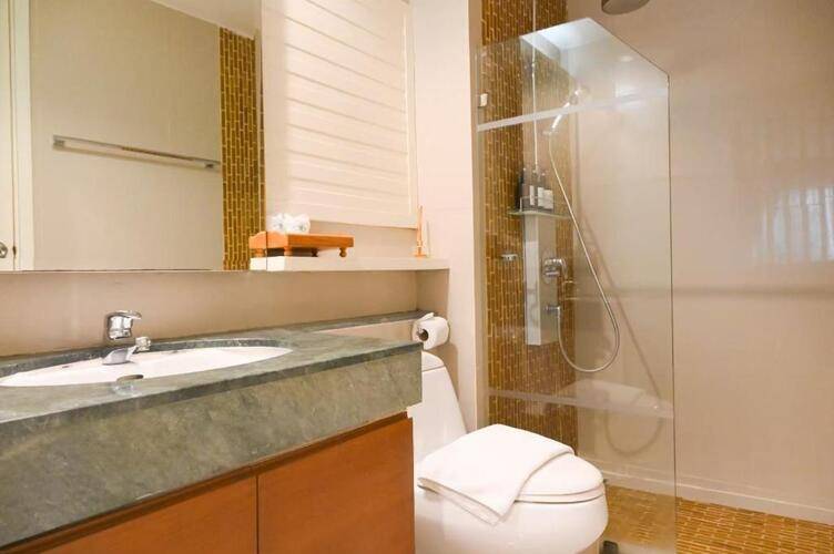 Royal Beach View Hotel