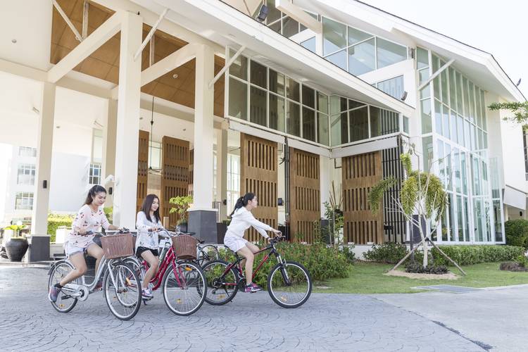 Kantary Beach Hotel Villas & Suites