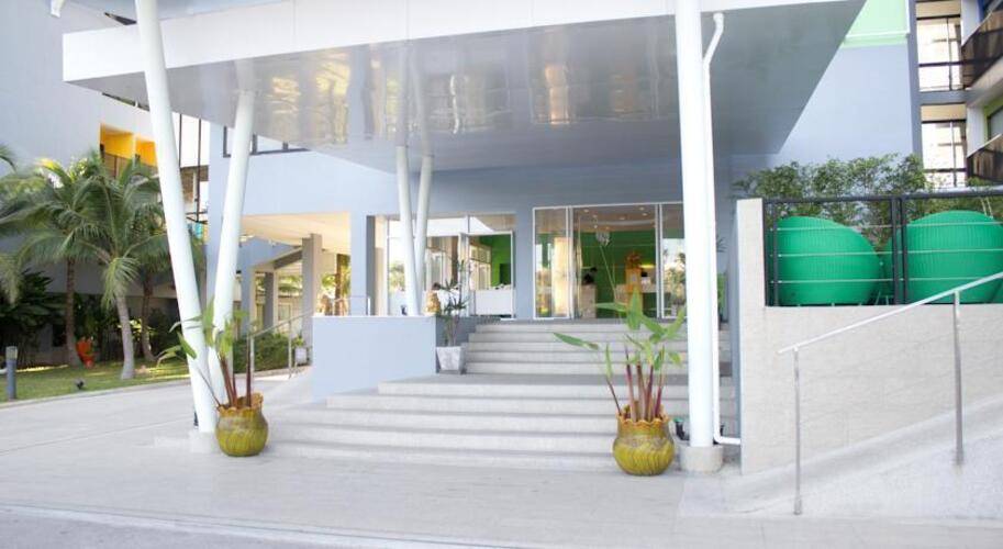 Samui Verticolor Hotel