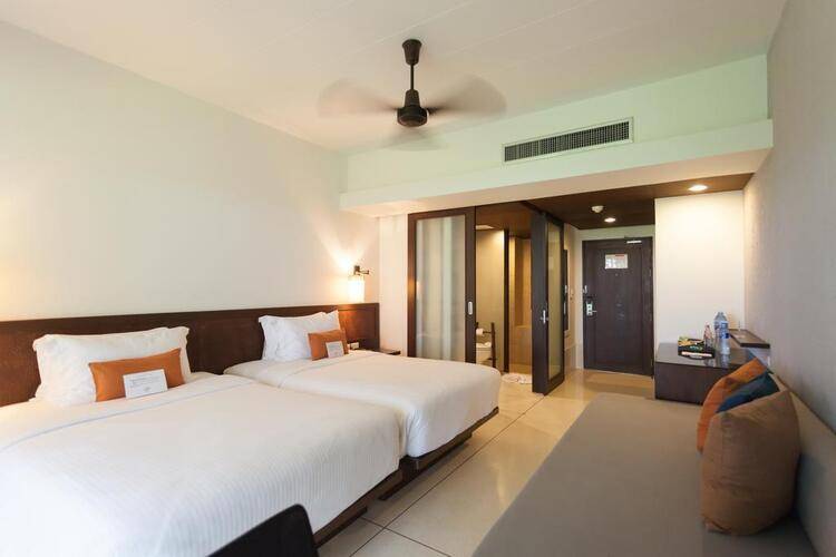 The Grand Southsea Khaolak Beach Resort (Ex. Khao Lak Southsea Hotel, Best Western Premier Soutsea)