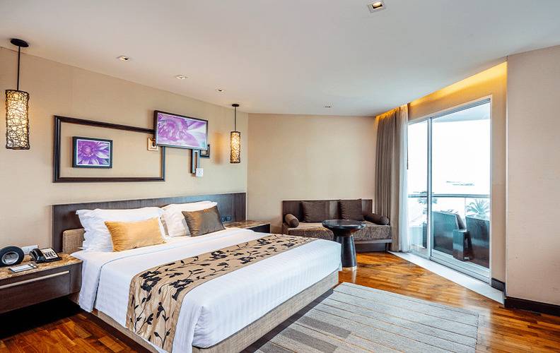 A One Pattaya Beach Resort