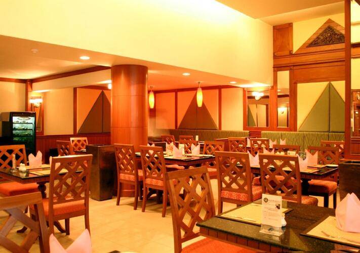 Rattana Beach Hotel
