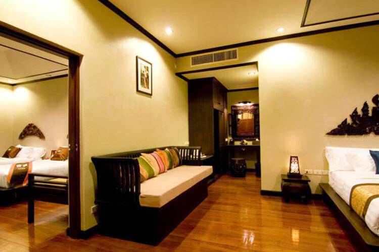 Kanok Buri Resort & Spa