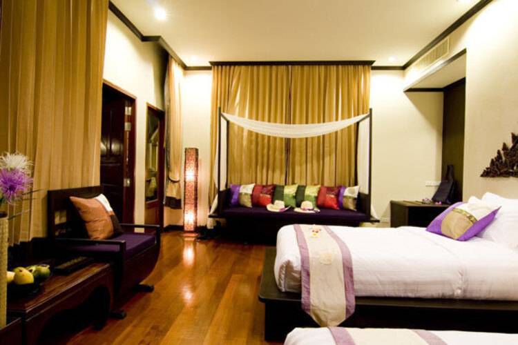 Kanok Buri Resort & Spa