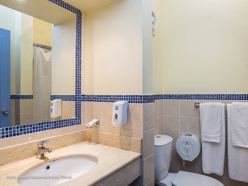 Фотография Captains Inn Hotel