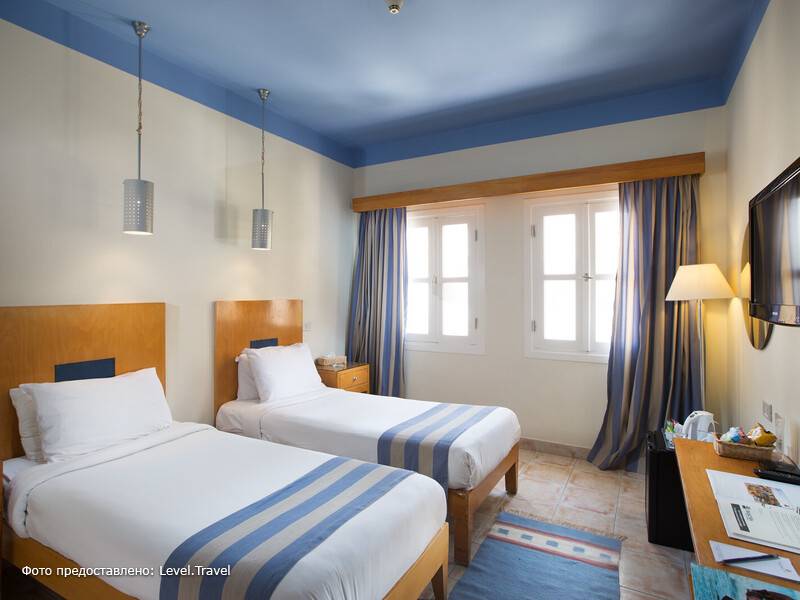 Фотография Captains Inn Hotel