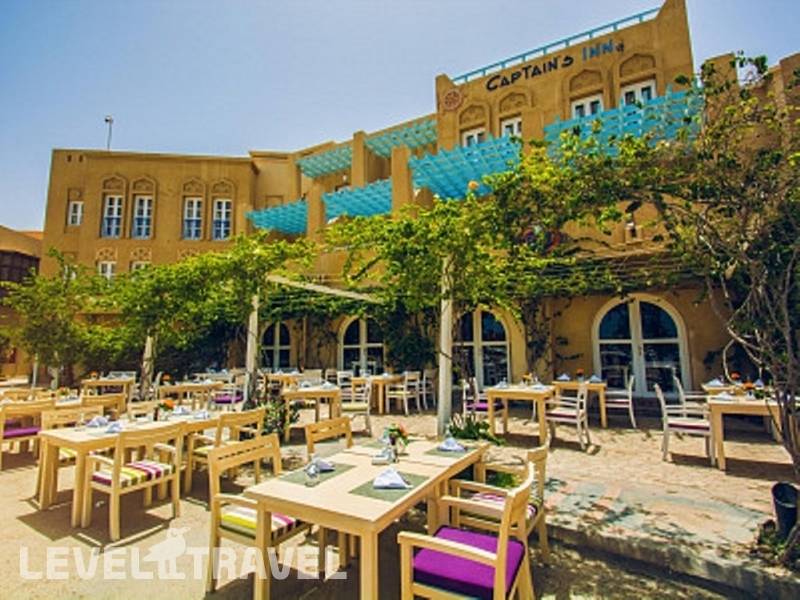 Фотография Captains Inn Hotel