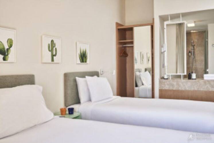Captains Inn Hotel