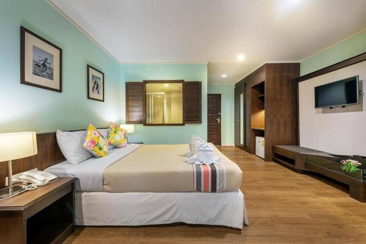 The Jomtien Twelve Boutique Hotel
