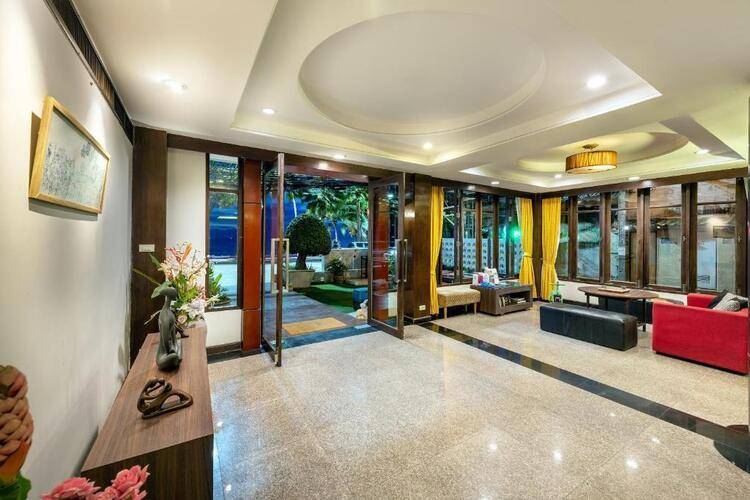 The Jomtien Twelve Boutique Hotel