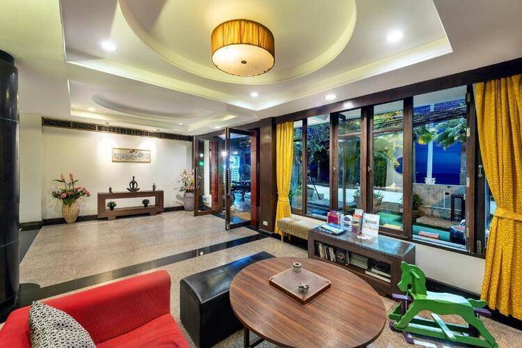 The Jomtien Twelve Boutique Hotel