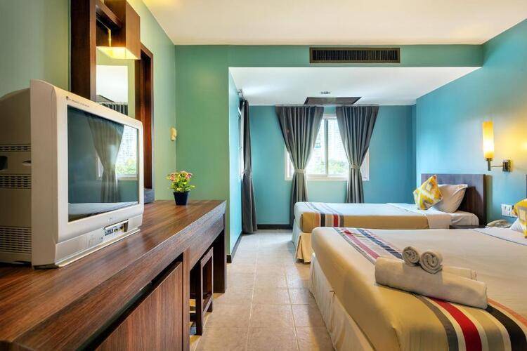 The Jomtien Twelve Boutique Hotel