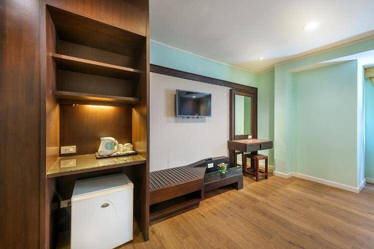 The Jomtien Twelve Boutique Hotel