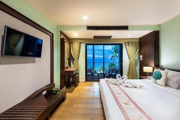 The Jomtien Twelve Boutique Hotel
