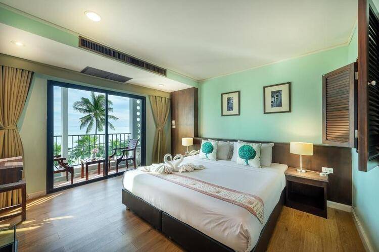 The Jomtien Twelve Boutique Hotel