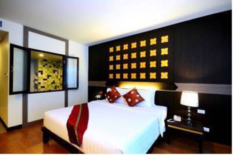 Crystal Palace Hotel