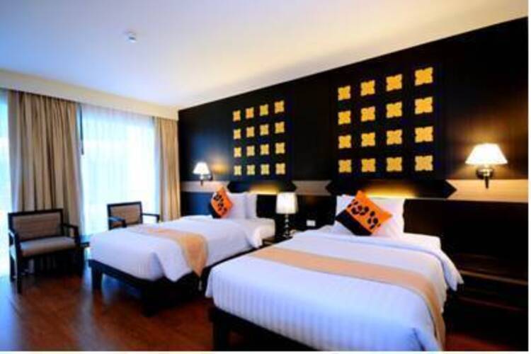 Crystal Palace Hotel