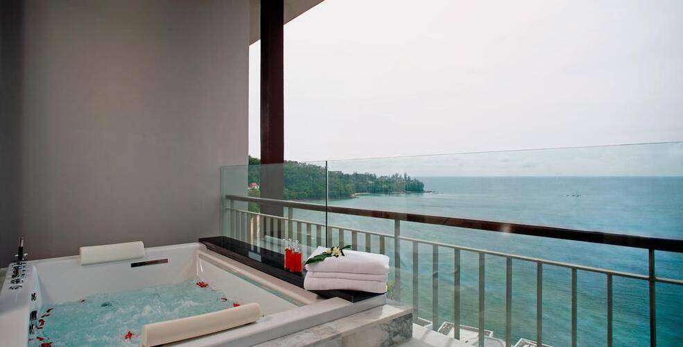 Cape Sienna Phuket Gourmet Hotel & Villas