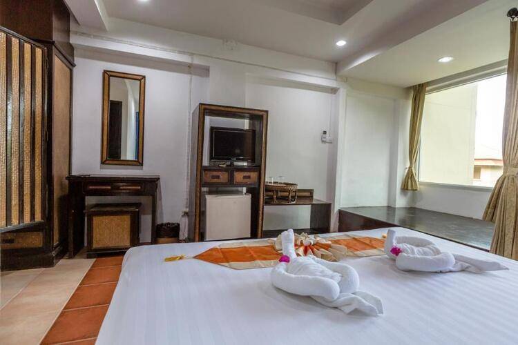 Porter House (Ex.Le Tong Beach Patong)
