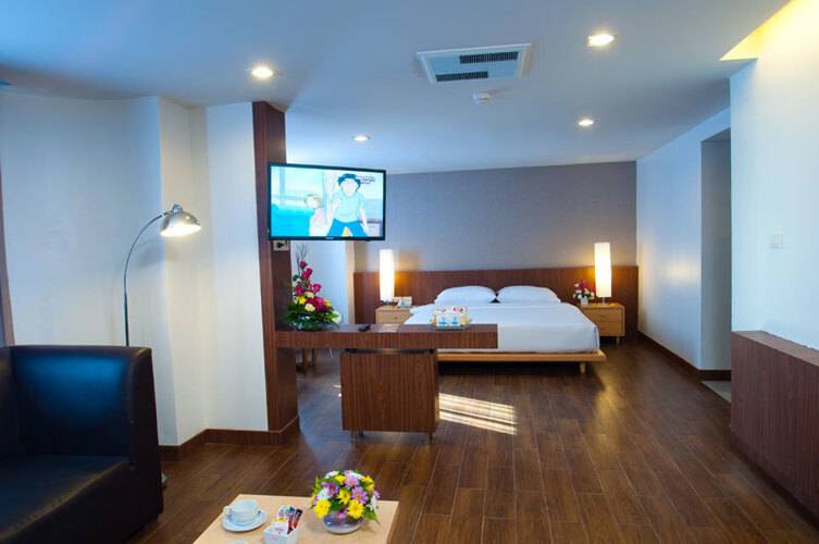 Flipper Lodge Hotel