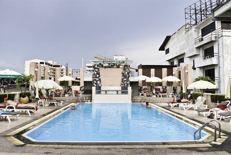 Flipper Lodge Hotel