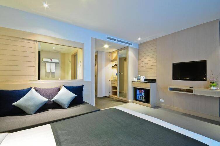 The Ashlee Heights Patong Hotel & Suites