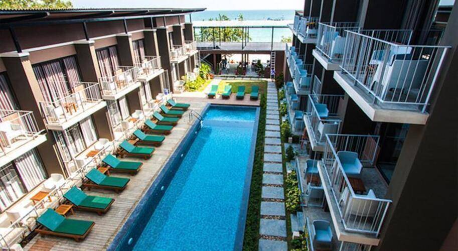 La Lune Beach Resort