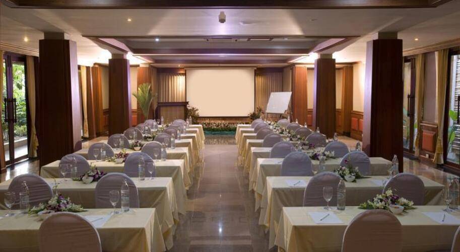 Samui Buri Beach Resort