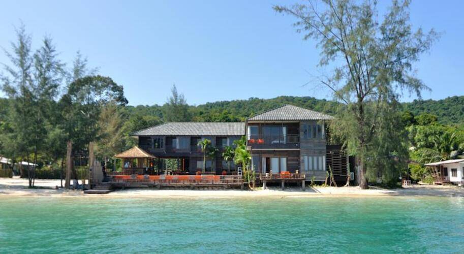 Baan Ploy Sea