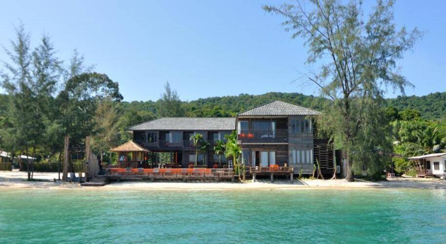 Baan Ploy Sea