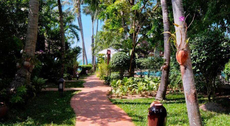 Paradise Beach Resort By Variety Hotels
