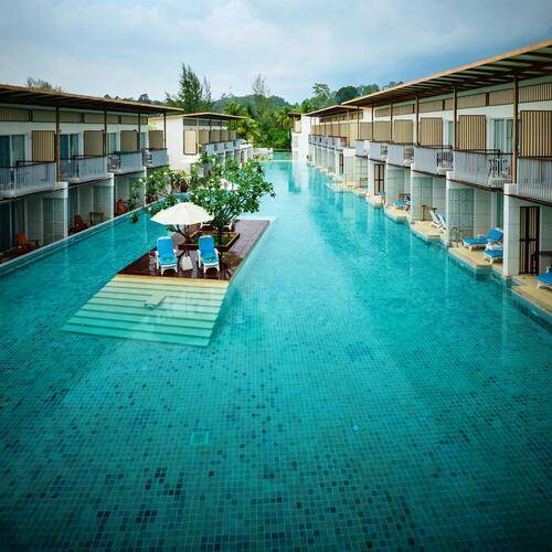 The Briza Beach Resort Khao Lak
