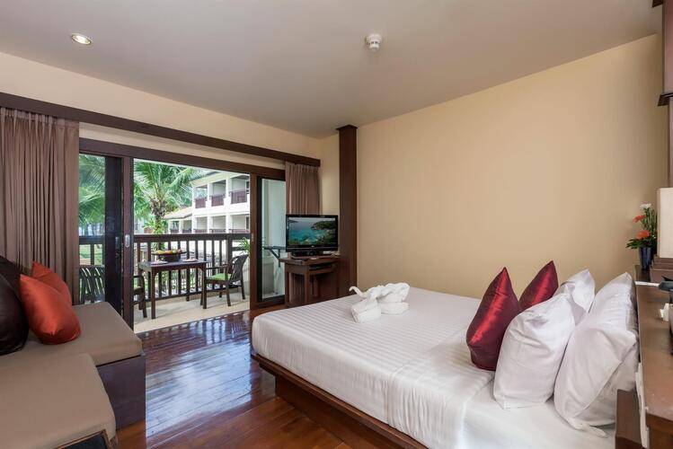 The Briza Beach Resort Khao Lak