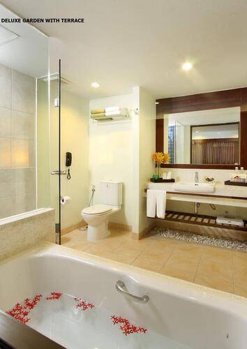 The Briza Beach Resort Khao Lak