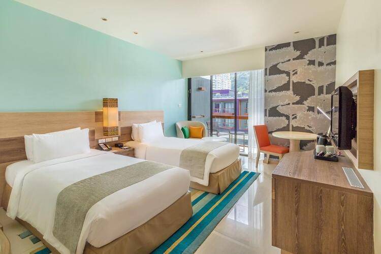 Holiday Inn Express Phuket Patong Beach Central