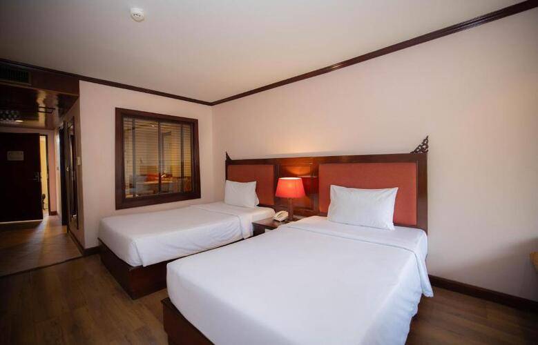 Baumanburi Hotel