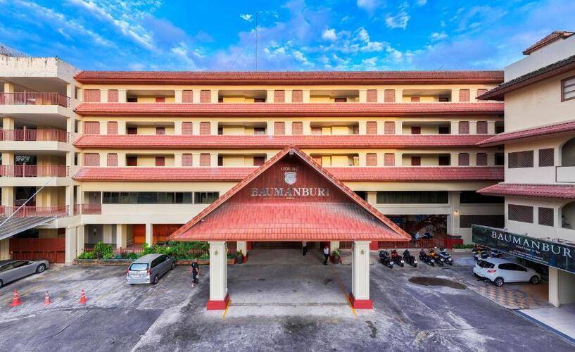 Baumanburi Hotel