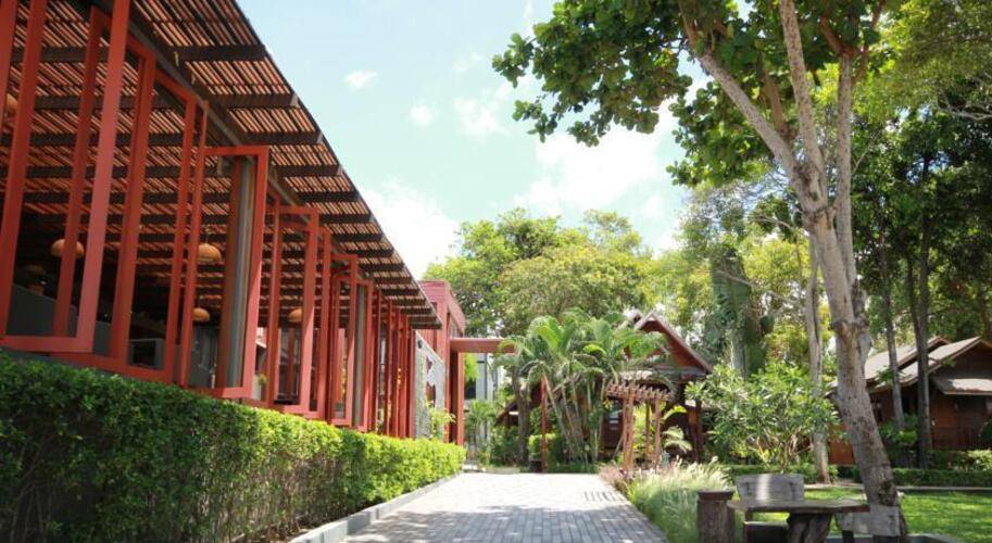 Samed Grand View Resort