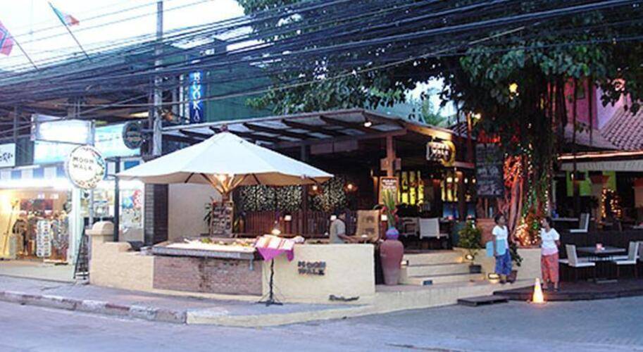 Nora Lakeview Hotel