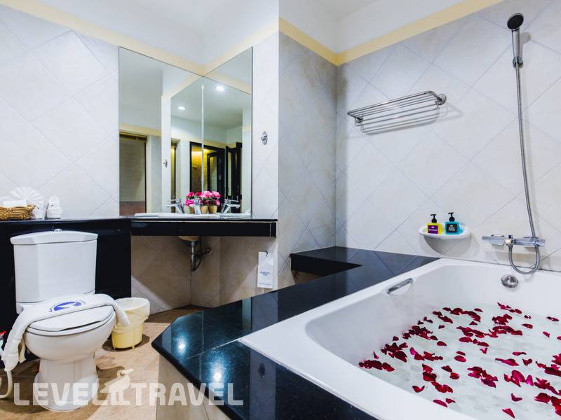 Фотография Karon Whale Resort