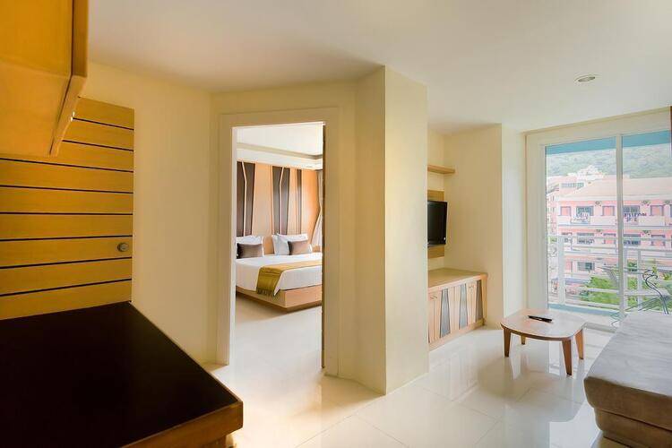 Hallo Patong Hotel