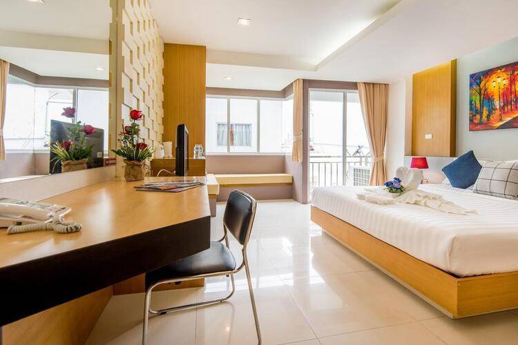 Hallo Patong Hotel