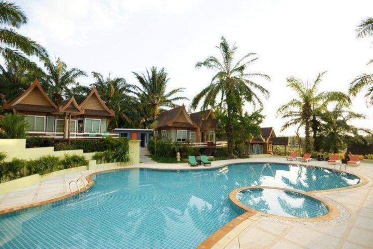 Palm Paradise Resort