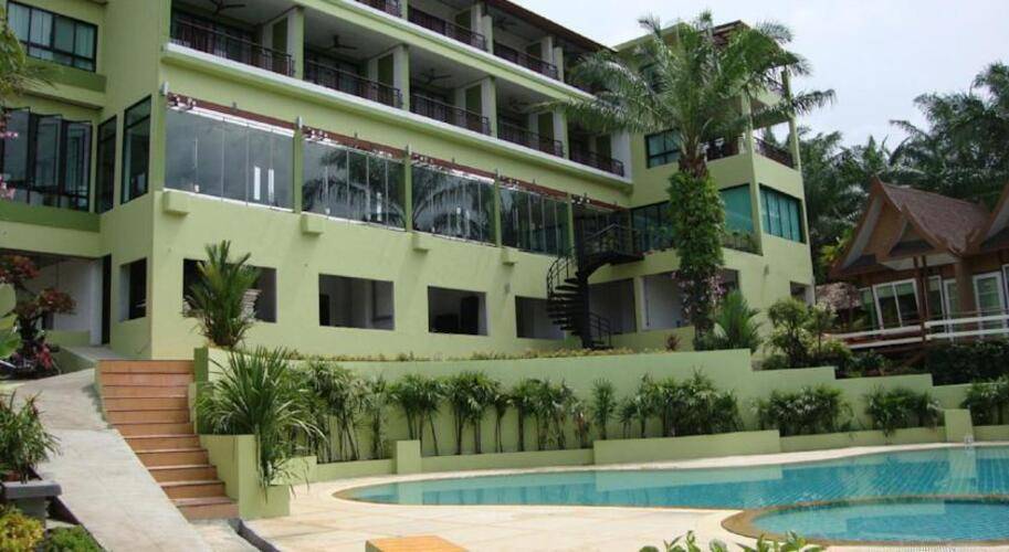 Palm Paradise Resort