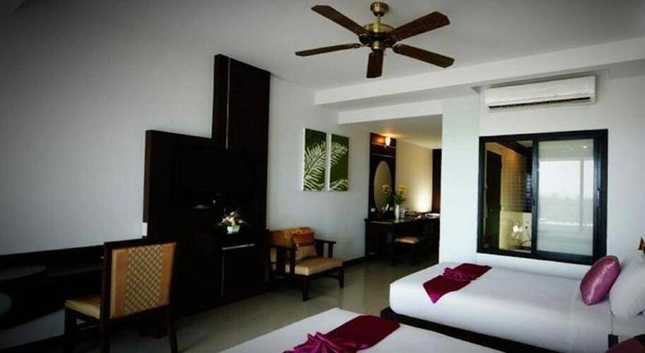 Palm Paradise Resort