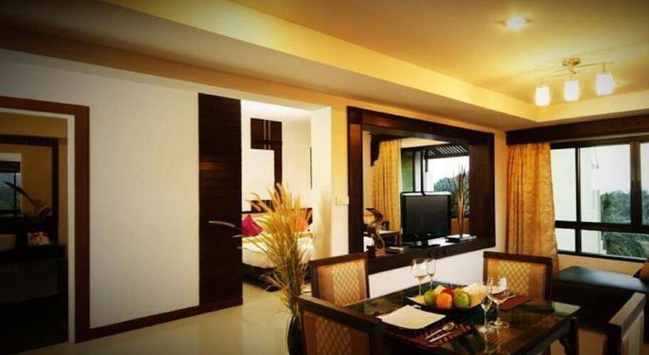 Palm Paradise Resort