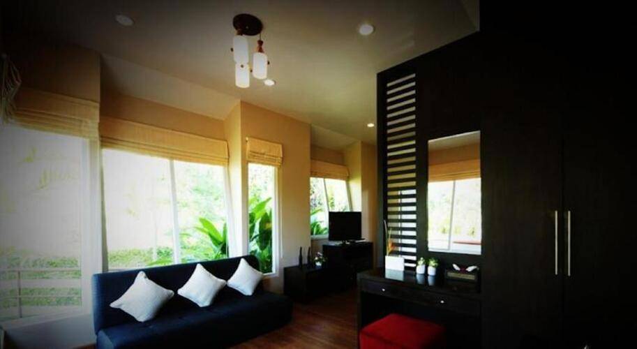 Palm Paradise Resort