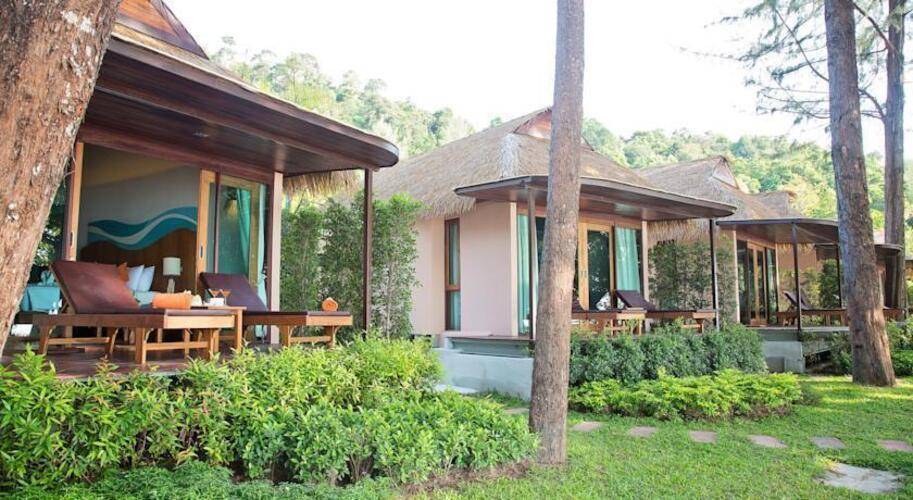 Tup Kaek Sunset Beach Resort & Spa